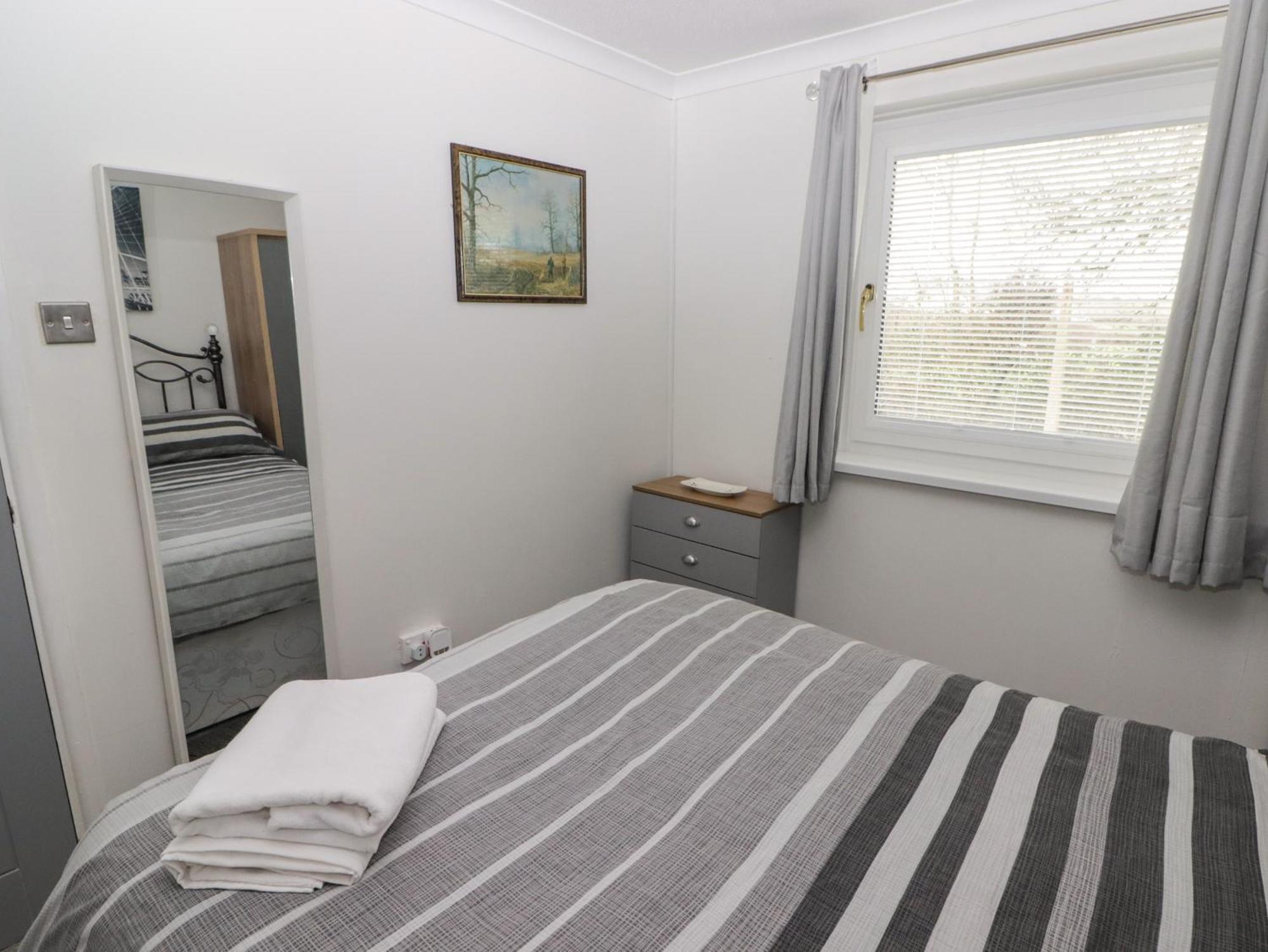 13 Gower Holiday Village Σουόνσι Εξωτερικό φωτογραφία