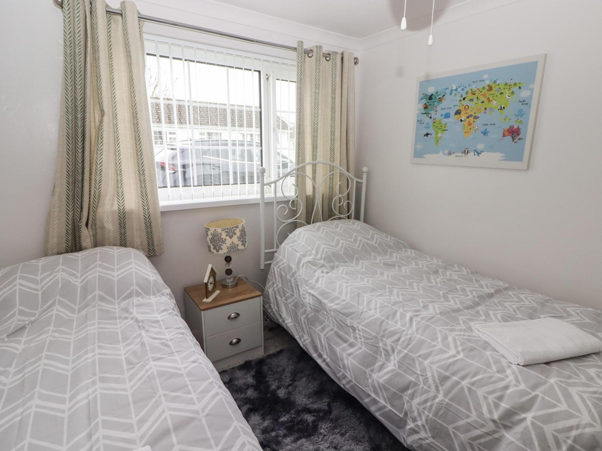 13 Gower Holiday Village Σουόνσι Εξωτερικό φωτογραφία